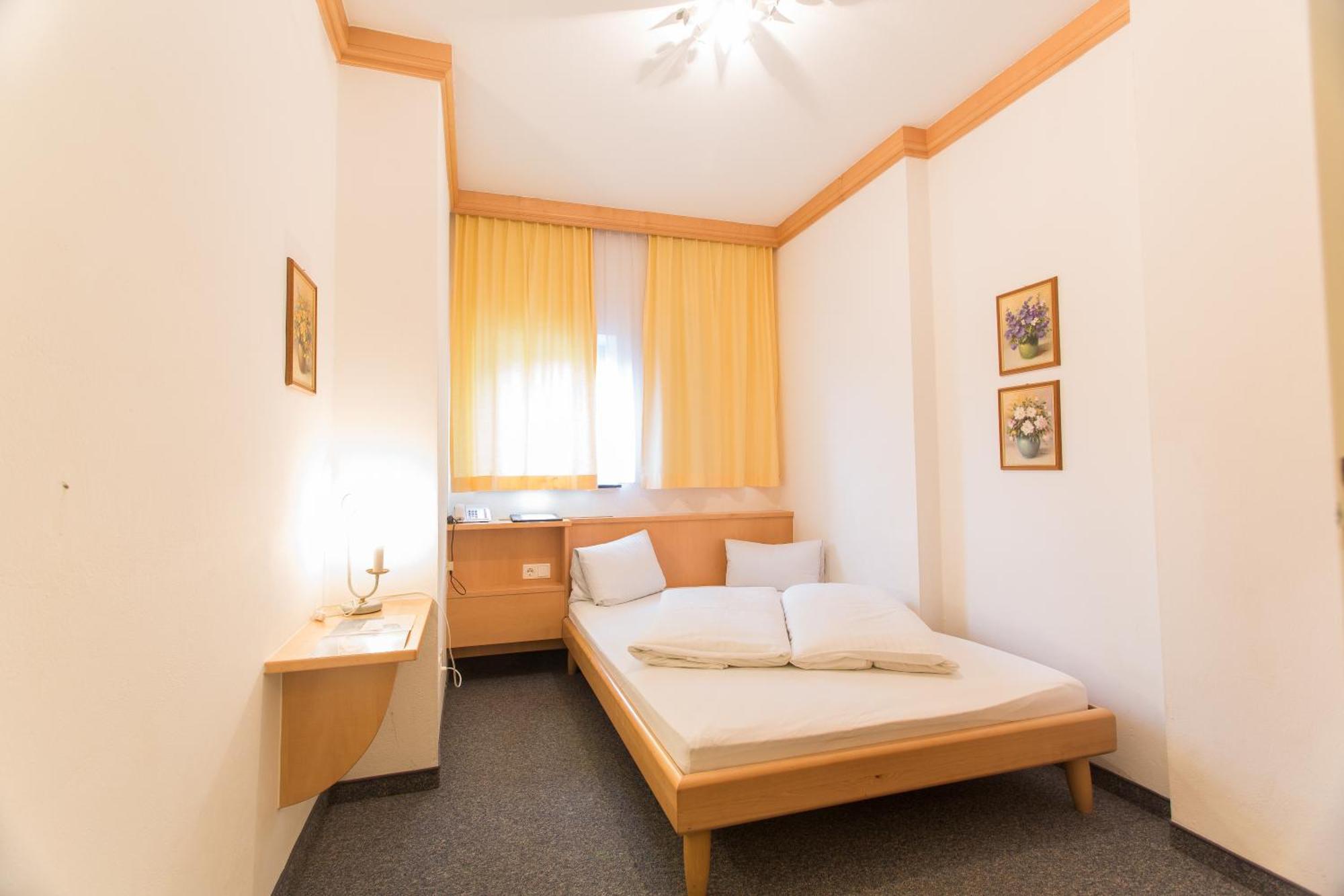 Aparthotel Ferienland Stubai Fulpmes Habitación foto
